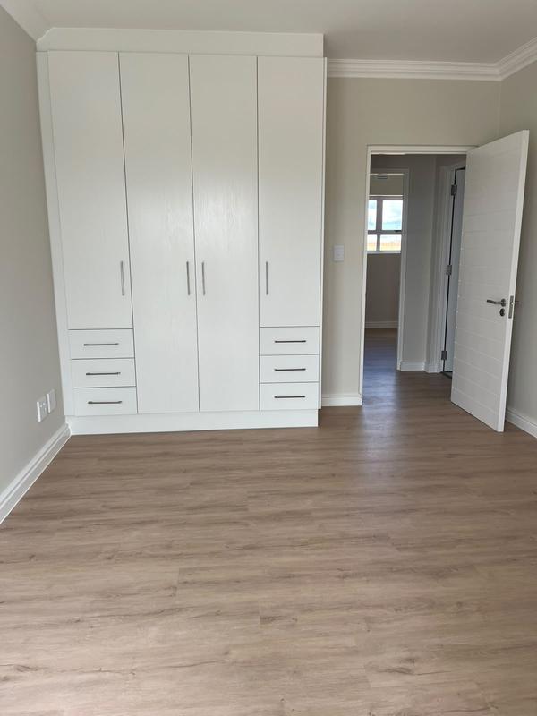 To Let 3 Bedroom Property for Rent in Pinehurst Western Cape